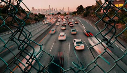 爱游戏线上-世界田径挑战赛中，王春雨勇夺女子800米金牌，世界田径挑战赛中,王春雨勇夺女子800米金牌的是谁