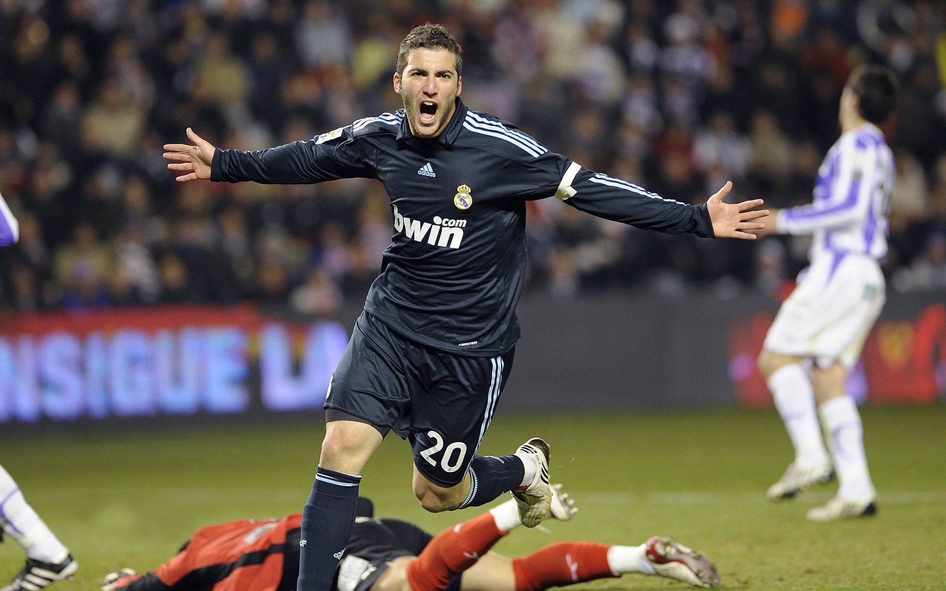 “黑马崛起”记：他们从无名到夺冠神话，黑马诞生 完美逆袭